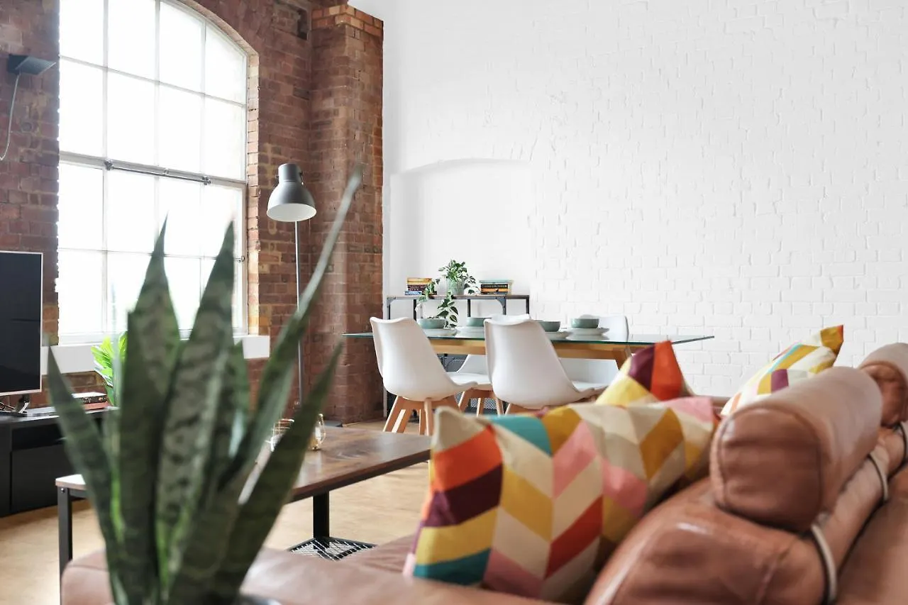 Large Industrial Style 2 Bedroom Apartment Short Term Rental & Flexible Renting Canary Wharf With Free Wifi London 0*,  United Kingdom